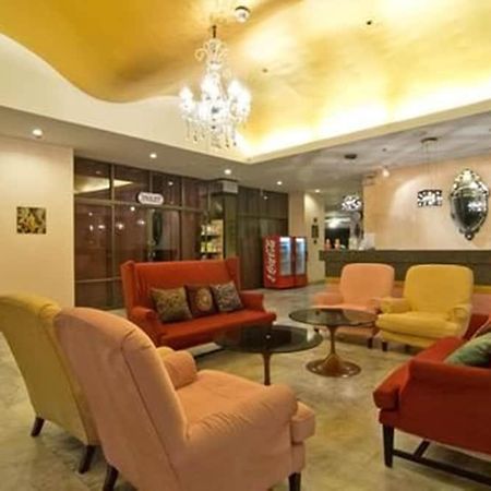 Bella Villa Metro Pattaya Ngoại thất bức ảnh