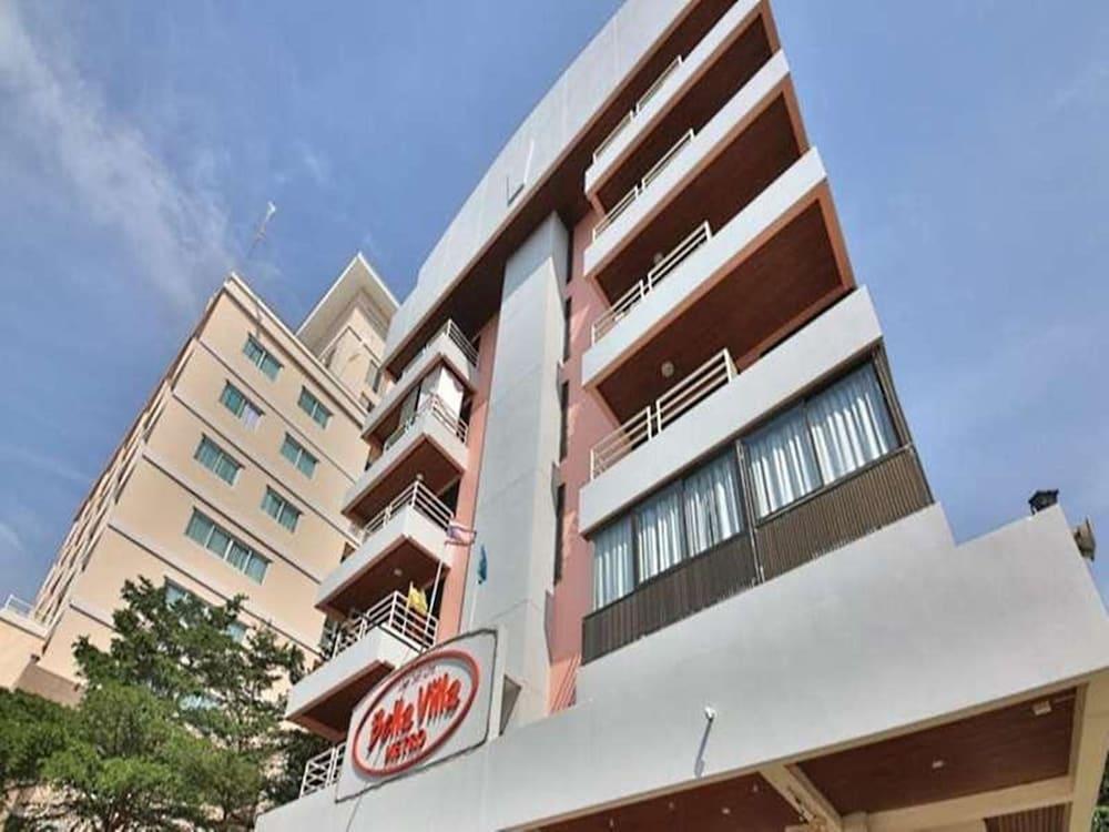 Bella Villa Metro Pattaya Ngoại thất bức ảnh